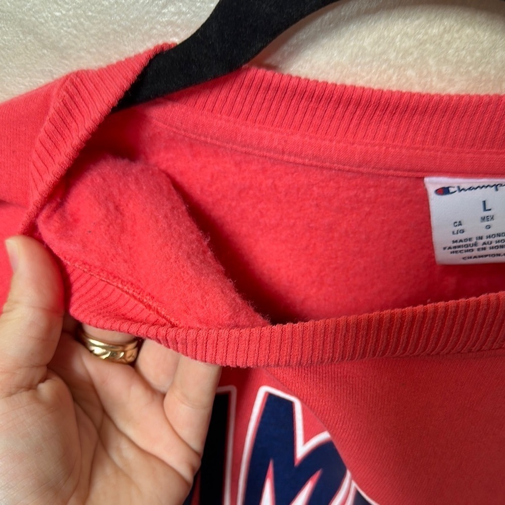 EUC Champion Women's sweatshirt size large - Picture 4 of 8